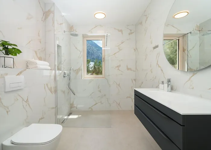 Vila New! Adore Makarska