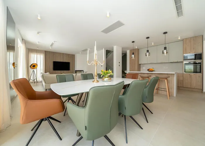 Vila New! Adore Makarska