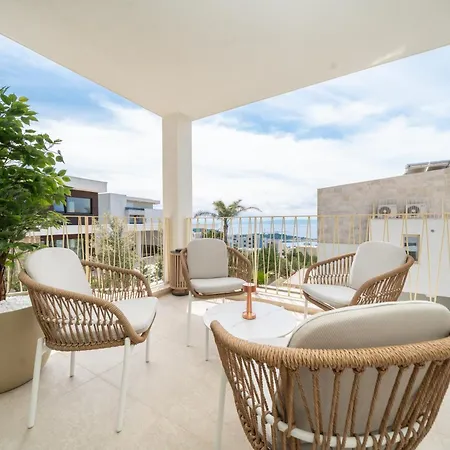 Вілла New! Adore