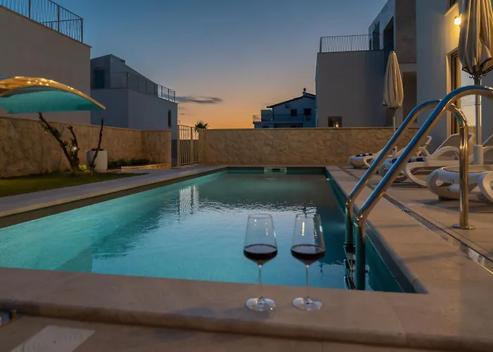 Вілла New! Adore