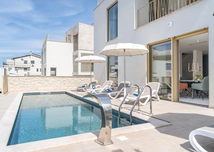 New! Adore * Макарська