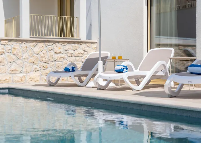 New! Adore * Макарська